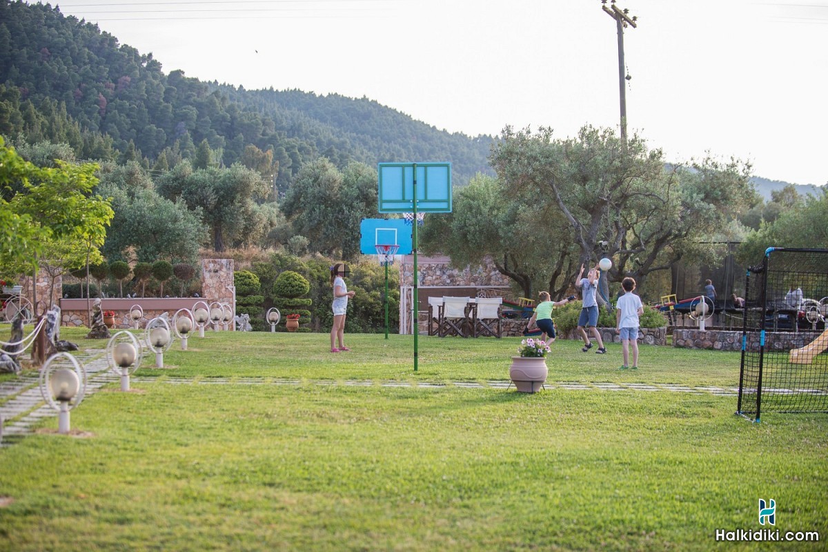 Aroma Hotel, The Garden