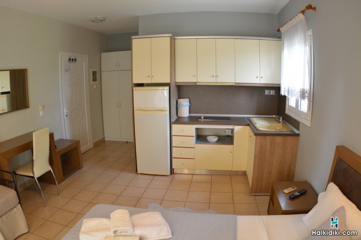 Michelmar Studios & Apartments, Studios