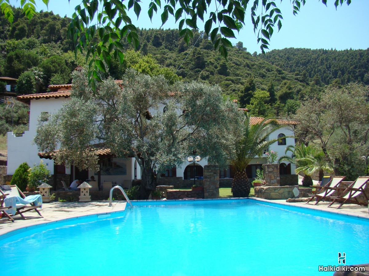 Vour... 52, Pool